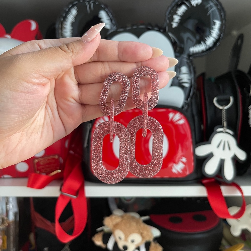 Drop chain earrings